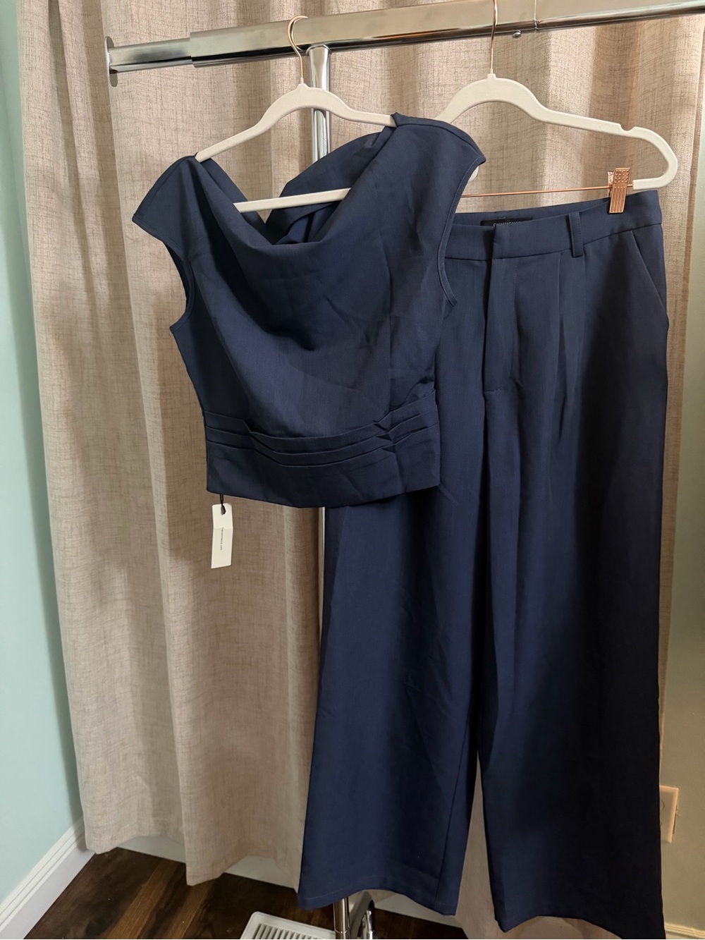 2pc Set! Commense Navy Wide-Leg Crop Pants with Sleeveless Draped Top